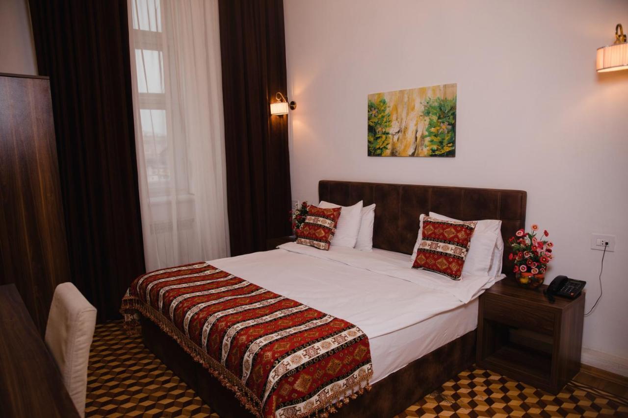 באקו Malakhan Hotel מראה חיצוני תמונה