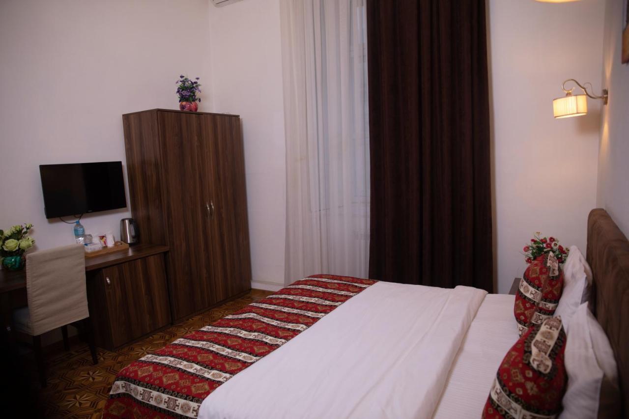 באקו Malakhan Hotel מראה חיצוני תמונה