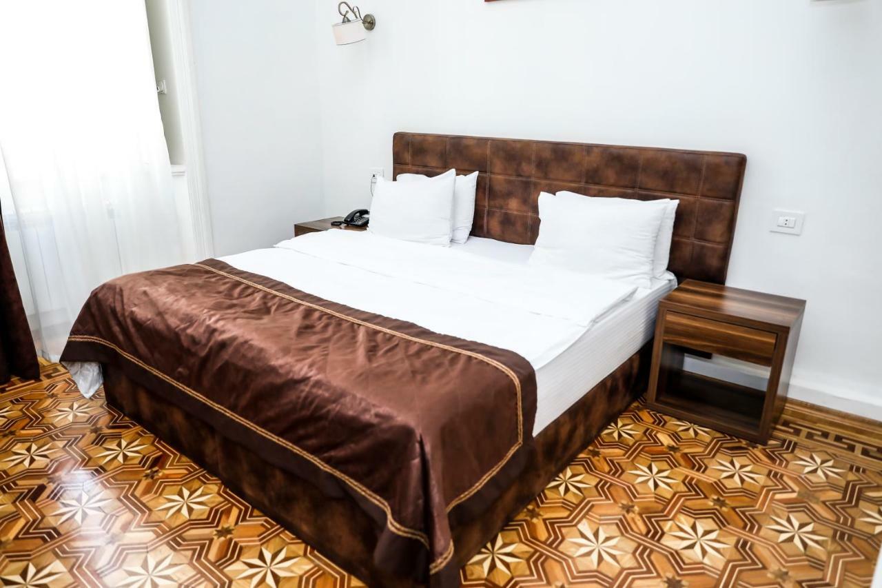 באקו Malakhan Hotel מראה חיצוני תמונה