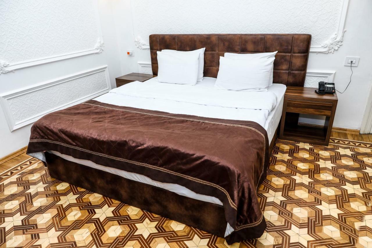 באקו Malakhan Hotel מראה חיצוני תמונה