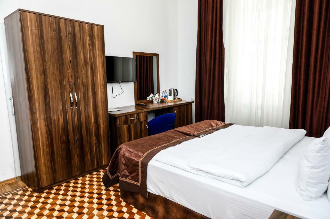 באקו Malakhan Hotel מראה חיצוני תמונה