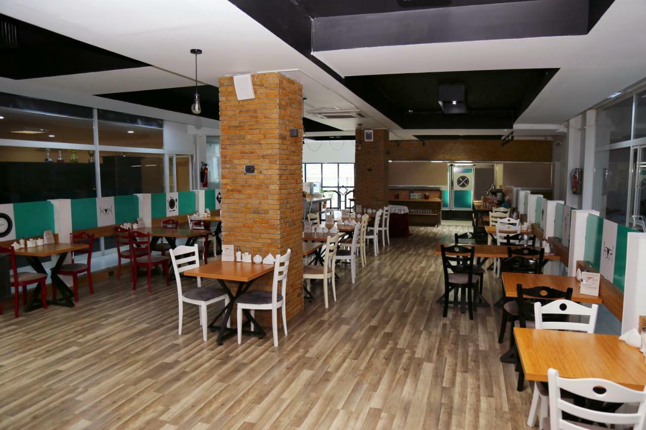 באקו Malakhan Hotel מראה חיצוני תמונה