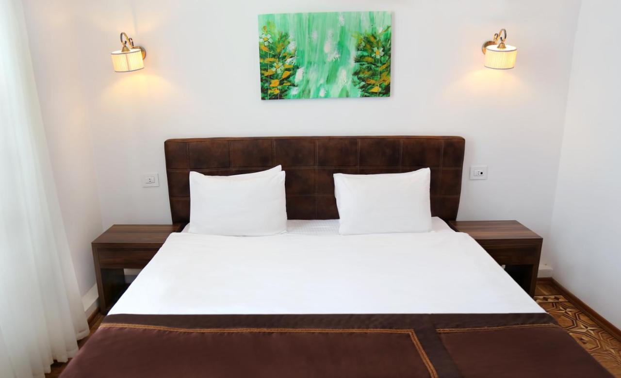 באקו Malakhan Hotel מראה חיצוני תמונה